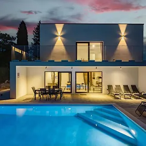  Villa Kalu 2